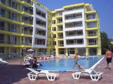 L-66 / Sunset Beach 2***