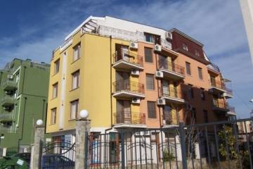 L-01 / Sunny Home